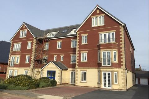 2 bedroom flat for sale, North Promenade, Lytham St. Annes, FY8