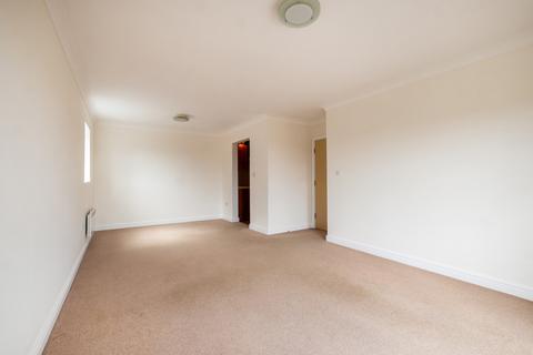 2 bedroom flat for sale, North Promenade, Lytham St. Annes, FY8