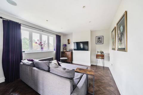 3 bedroom flat for sale, Stanmore,  Middlesex,  HA7