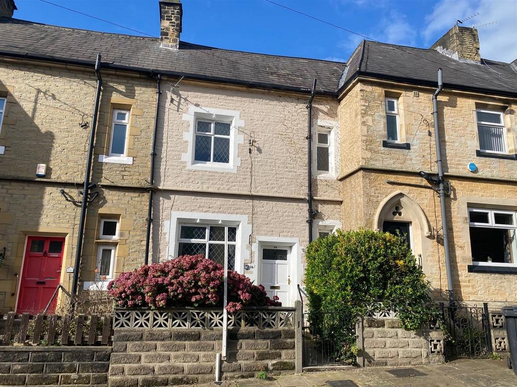 Salisbury Place, Halifax 1 bed terraced house for sale £90,000
