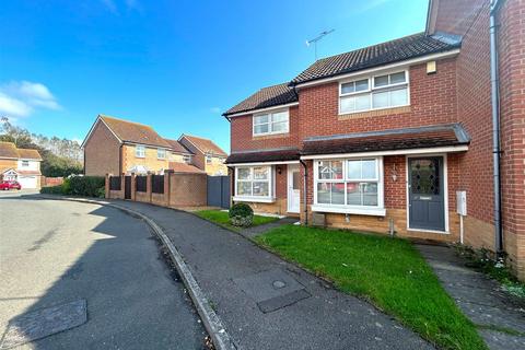 2 bedroom terraced house to rent, Edwards Way, Littlehampton