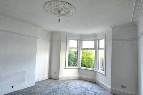 2 bedroom ground floor flat to rent, Stowell Terrace, Gateshead NE10