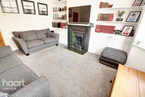 11 Bathurst Street, Lincoln, LN2 5PX