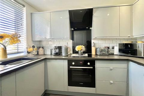 3 bedroom end of terrace house for sale, Saxon Close, Newport, Isle of Wight