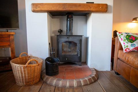 3 bedroom cottage for sale, High Street, Thornham