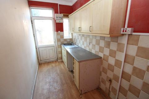 3 bedroom terraced house for sale, Queens Avenue, Barnsley