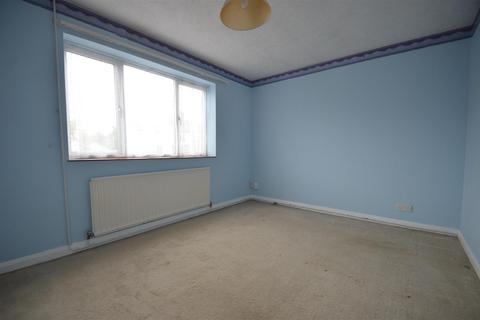 15 Ivel Road, Shefford, SG17 5LB