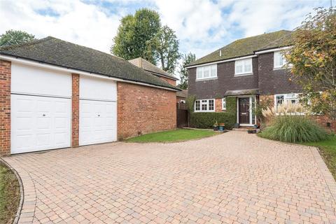 Highwayman's Ridge, Surrey GU20