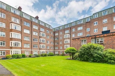 3 bedroom apartment to rent, Pembroke Road, London, W8