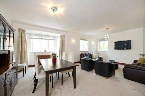 3 bedroom apartment to rent, Pembroke Road, London, W8