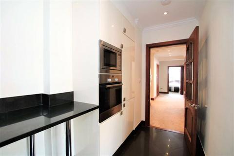 3 bedroom apartment to rent, Pembroke Road, London, W8