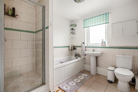 2a Ashbourne Way, York, YO24 2SW