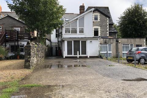 Property to rent, Herbert Terrace, Penarth CF64