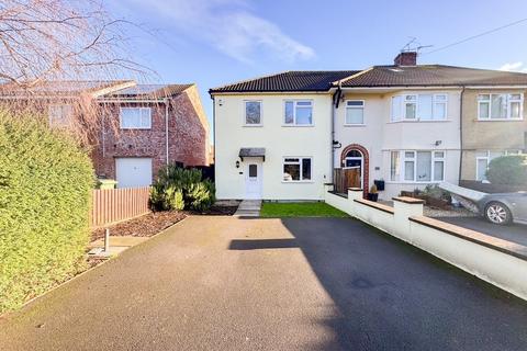 3 bedroom end of terrace house for sale, Lawford Avenue, Little Stoke, Bristol, BS34