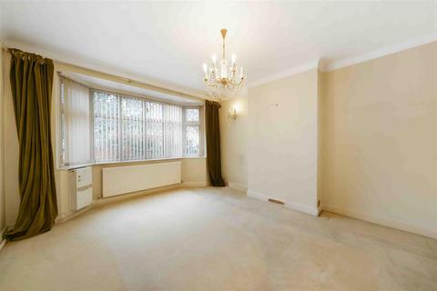 5 bedroom semi-detached house for sale, Burns Way, Heston TW5