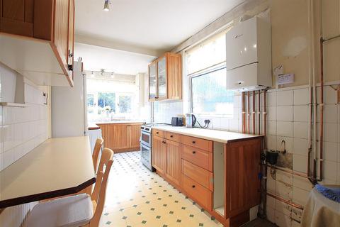21 Morland Gardens, Southall, UB1 3DY