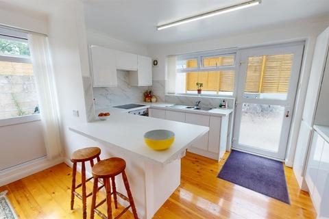 44 Guildford Road, Hayle, TR27 5HU