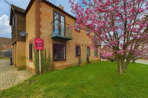 2 bedroom cluster house to rent, Blenheim Way, Watton, IP25