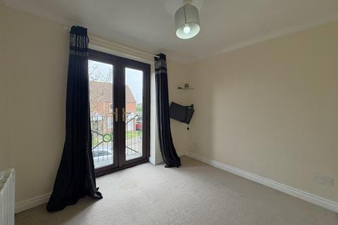 2 bedroom cluster house to rent, Blenheim Way, Watton, IP25