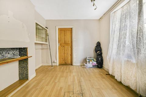 109a Ecclesbourne Road, Thornton Heath, CR7 7BR