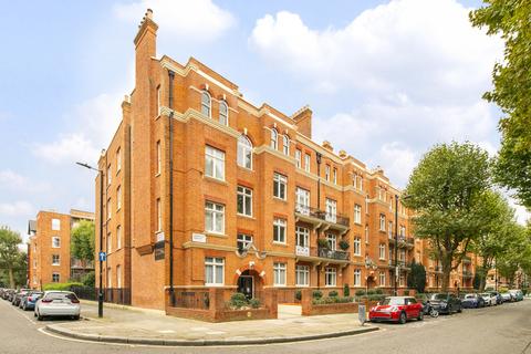 3 bedroom flat for sale, Ashworth Mansions, Grantully Road, London