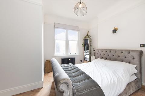 3 bedroom flat for sale, Ashworth Mansions, Grantully Road, London