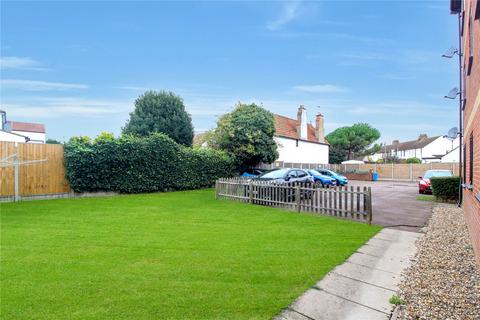 2 bedroom apartment for sale, Queens Avenue, Leigh-on-Sea, Essex, SS9