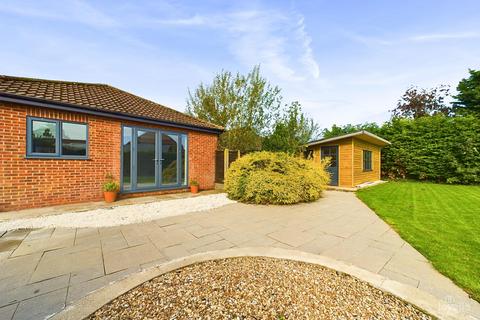 3 bedroom detached bungalow for sale, Town Street, North Lincolnshire DN19