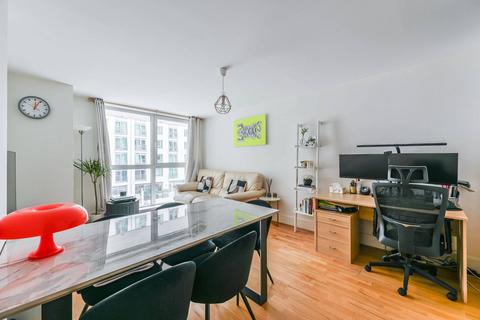 1 bedroom flat for sale, St George Wharf, Vauxhall, London, SW8