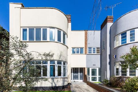 undefined, Ellesmere Road, London