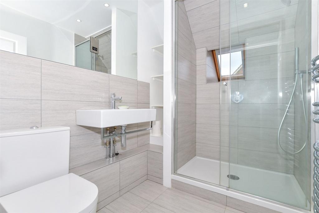 En Suite Shower Room