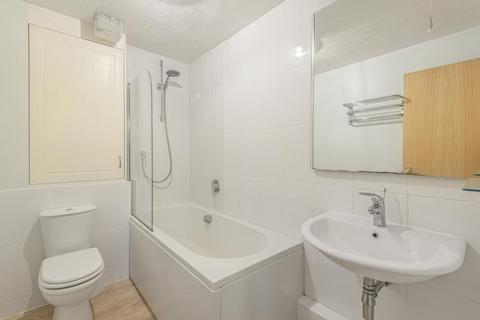 2 bedroom maisonette for sale, High Wycombe,  Buckinghamshire,  HP13