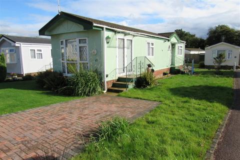 2 bedroom mobile home for sale, Shalloak Road, Broad Oak