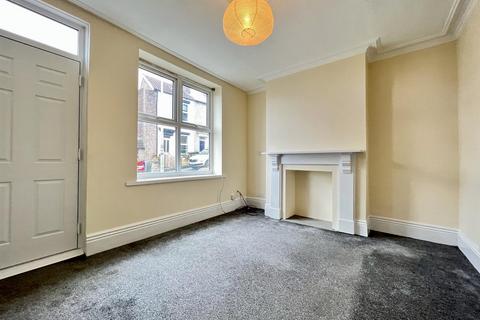 3 bedroom end of terrace house to rent, Fulton Road, Walkley