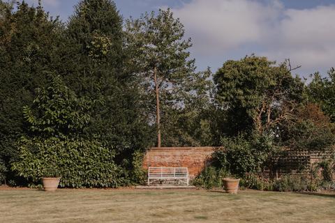 6 bedroom end of terrace house for sale, The Red House, Eye, Suffolk