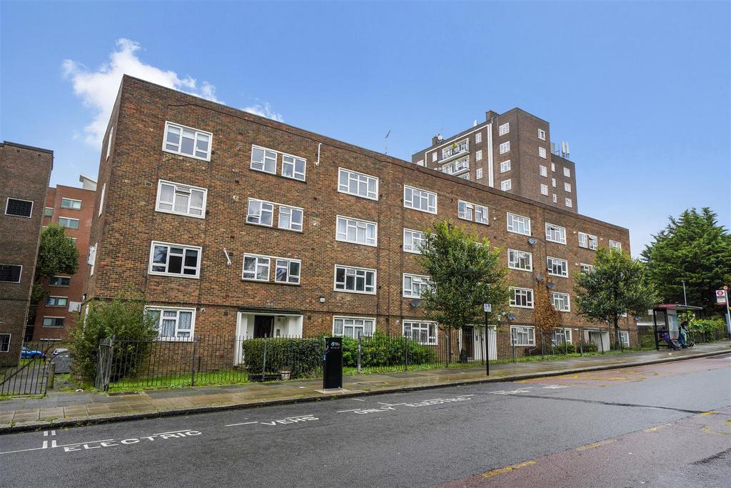 Exterior of building &amp; street