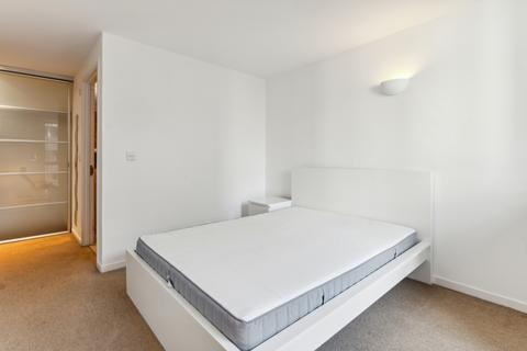 2 bedroom flat to rent, Gainsborough Studios South, Poole Street, London