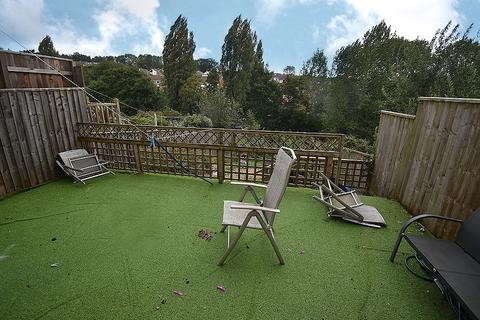 40 Lancelot Road, Exeter, EX4 9BZ