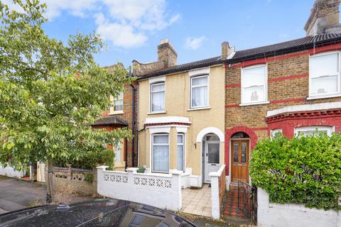 3 bedroom terraced house for sale, Melbourne Road, Wathamstow E17