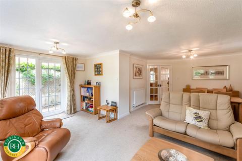 3 bedroom detached house for sale, Madison Drive, Bawtry, Doncaster