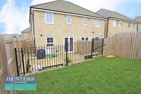 3 bedroom house for sale, REF TN - Fetlock Drive, Eccleshill, Bradford, West Yorkshire, BD2 3FH