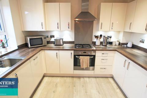 9 Fetlock Drive, Bradford, BD2 3FH