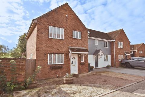 3 bedroom end of terrace house for sale, Fremantle Close, South Woodham Ferrers