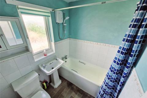 3 bedroom semi-detached house to rent, Oakbank Drive, West Yorkshire BD22