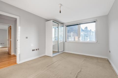 2 bedroom flat to rent, Pelton Road London SE10