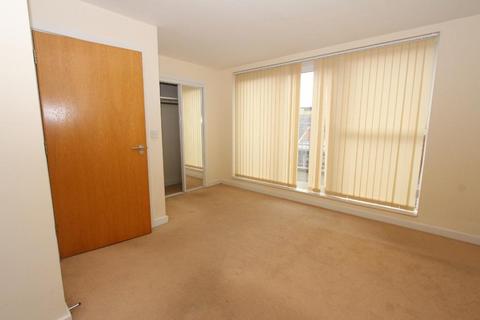 2 bedroom flat to rent, Rutland St, Leicester LE1