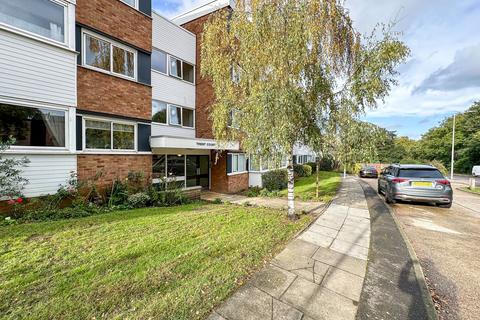 2 bedroom apartment for sale, New Wanstead, Trent Court New Wanstead, E11