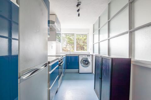 2 bedroom apartment for sale, New Wanstead, Trent Court New Wanstead, E11