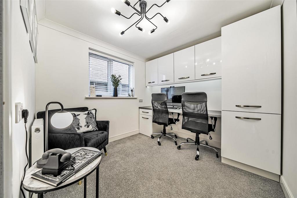 Richborough Close Margate, 4 bedroom home for sale