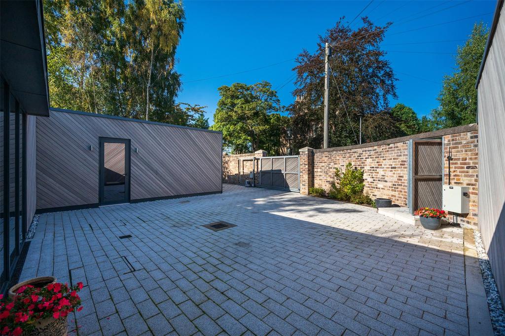 Private Driveway